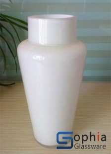 White glass vase SC063