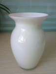 White glass vase SC062